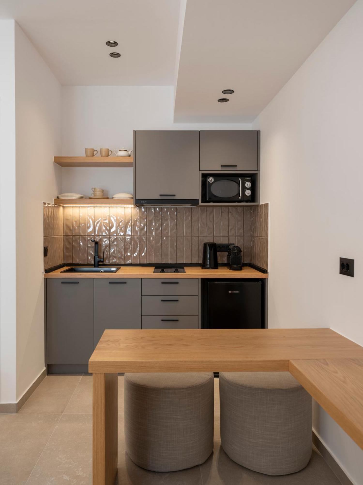Anemelia Way Of Living Aparthotel Naousa  Ngoại thất bức ảnh