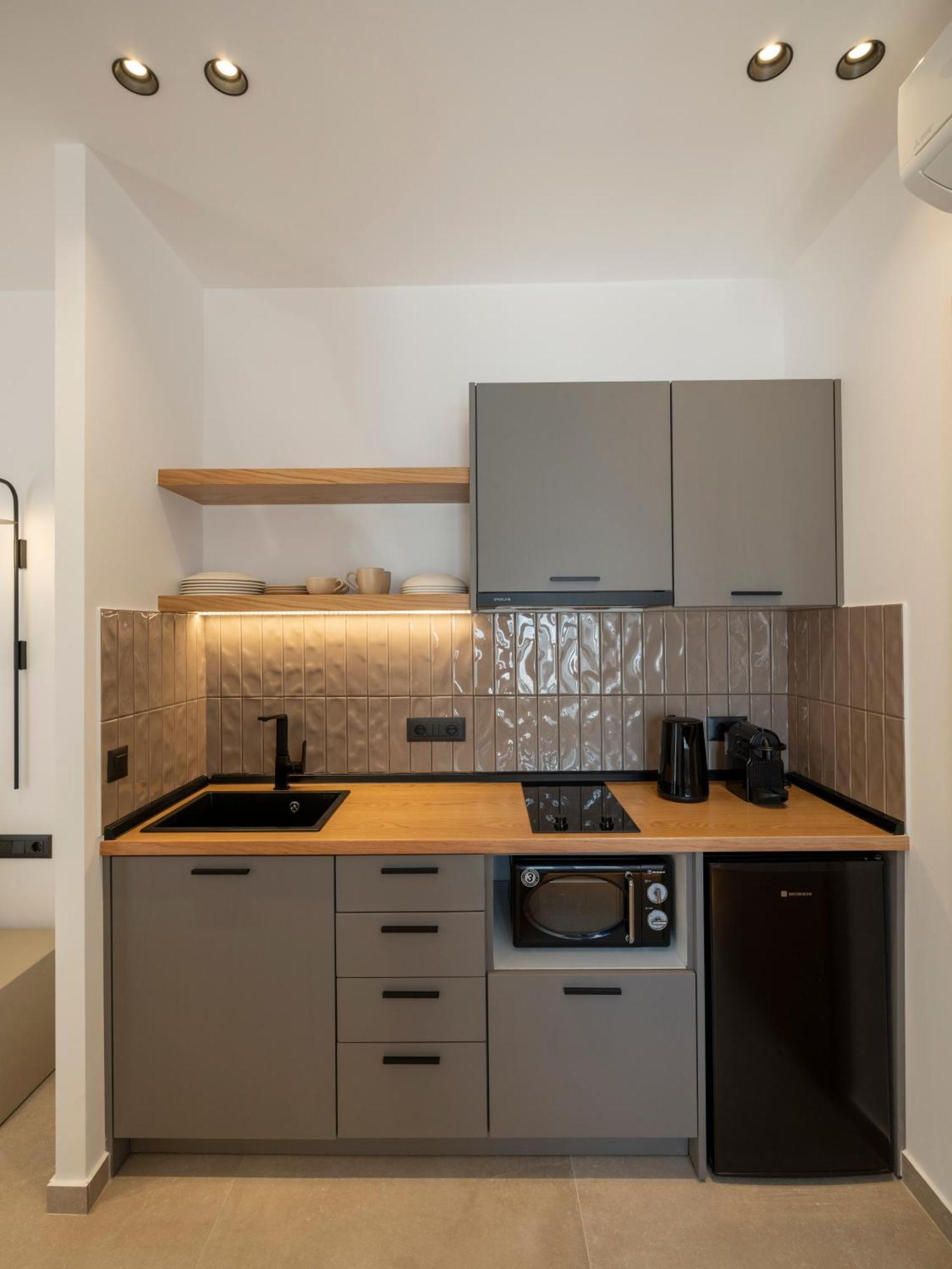 Anemelia Way Of Living Aparthotel Naousa  Ngoại thất bức ảnh